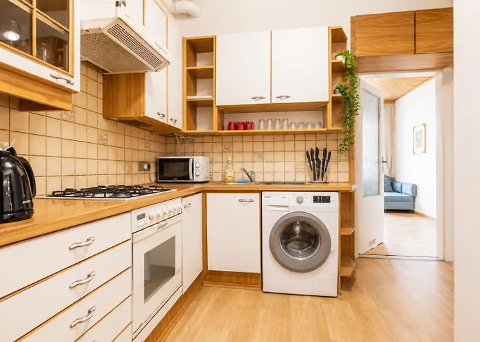 Cozy One Bedroom With Living Close To Wiener Stadthalle Apartamento *