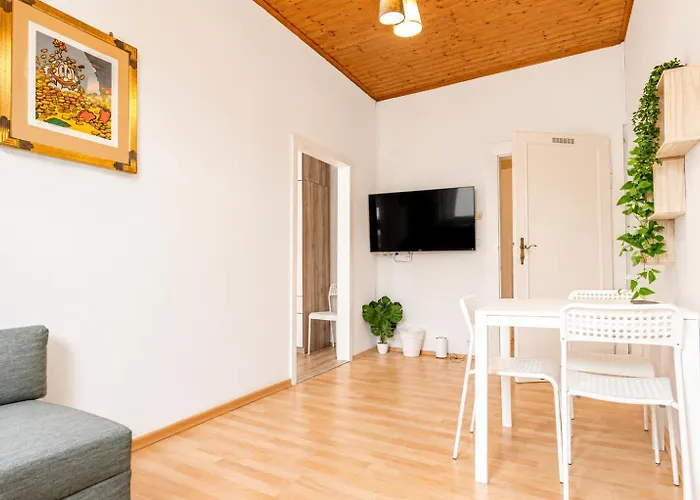 Apartamento Cozy One Bedroom With Living Close To Wiener Stadthalle *