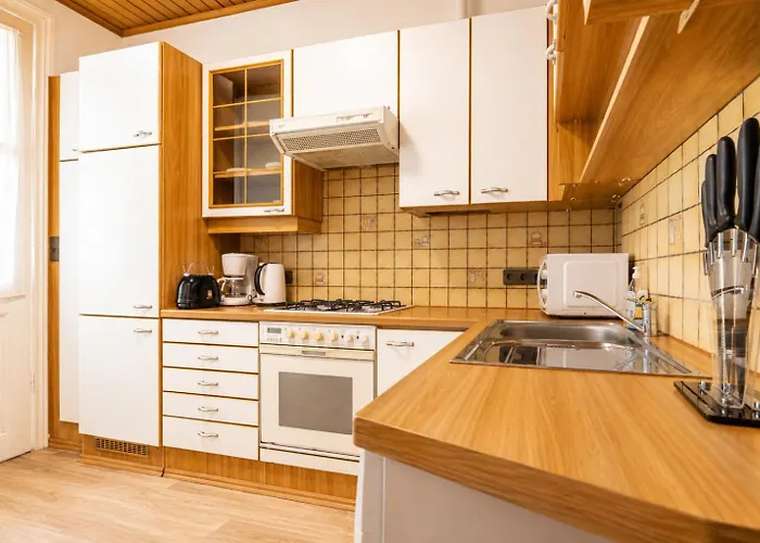 Cozy One Bedroom With Living Close To Wiener Stadthalle Apartamento Viena